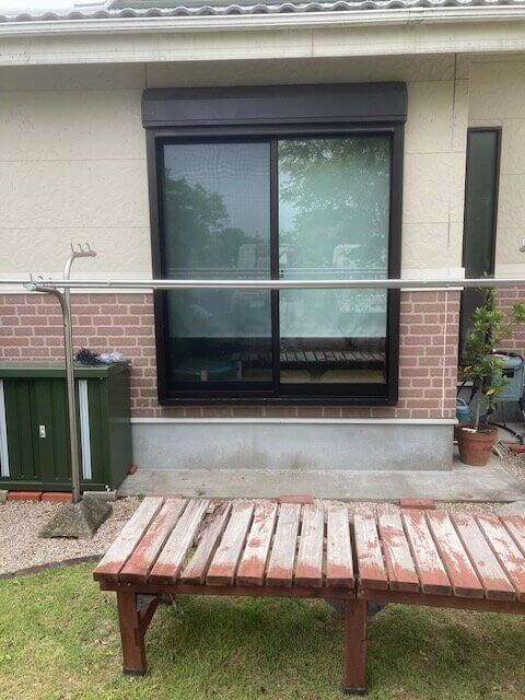 江上トーヨー住器の【大分県宇佐市】外構事例|LIXIL樹脂デッキとフェンスAAで手入れがラクなローメンテナンス庭園改修の施工事例詳細写真3