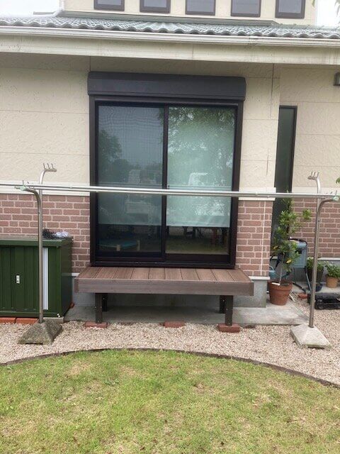 江上トーヨー住器の【大分県宇佐市】外構事例|LIXIL樹脂デッキとフェンスAAで手入れがラクなローメンテナンス庭園改修の施工事例詳細写真4